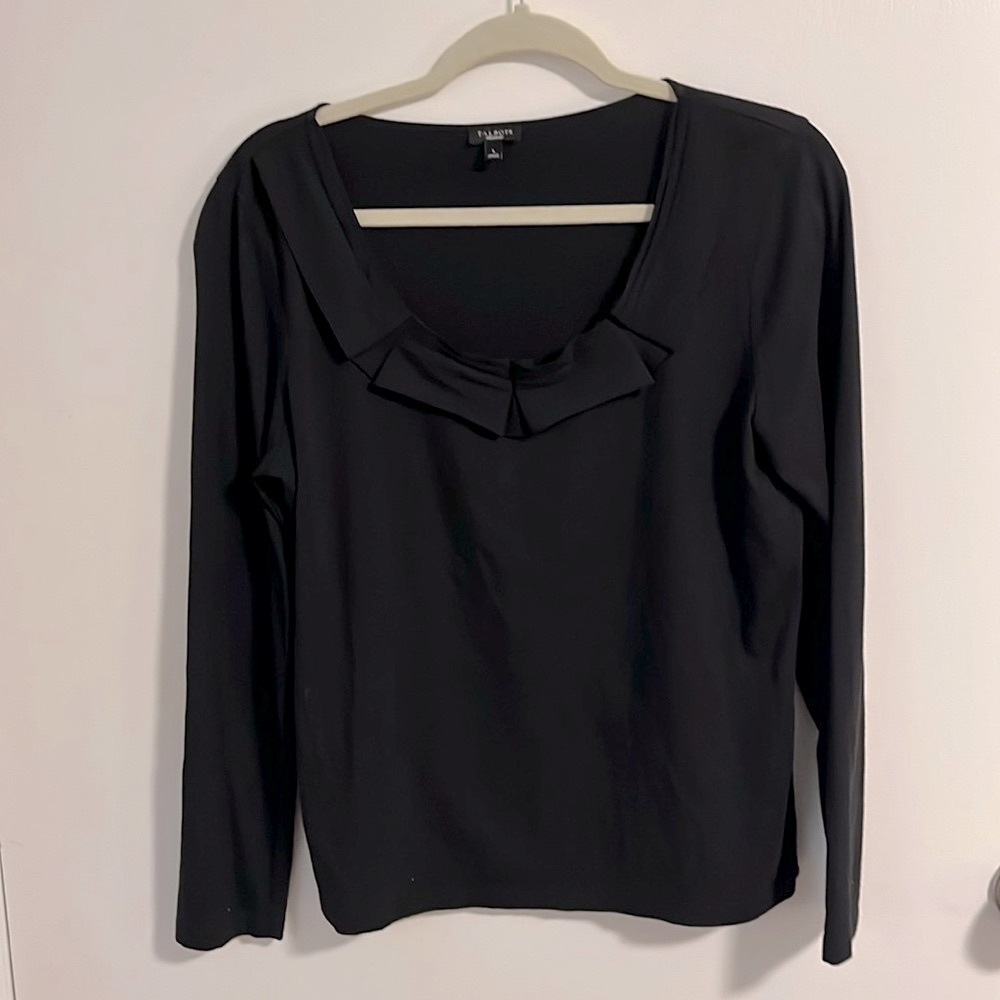 TALBOTS black scoop neck lightweight sweater with pleated detail. Size L